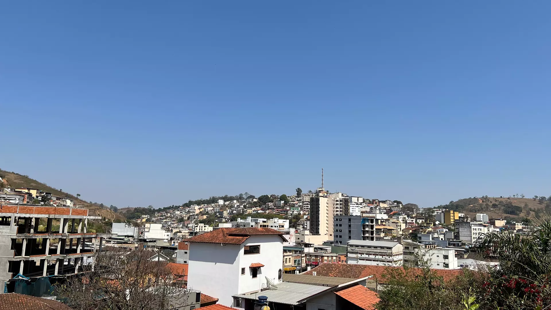 Onda de calor permanece até quinta-feira; veja os riscos do tempo seco à saúde